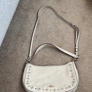 Elegant Cream Shoulder Bag